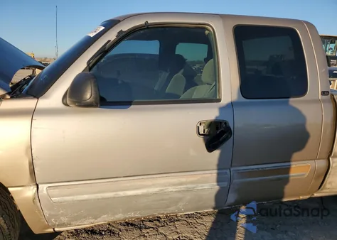 2004 Chevrolet Silverado C1500 from USA, damaged, VIN 2GCEC19T841137746